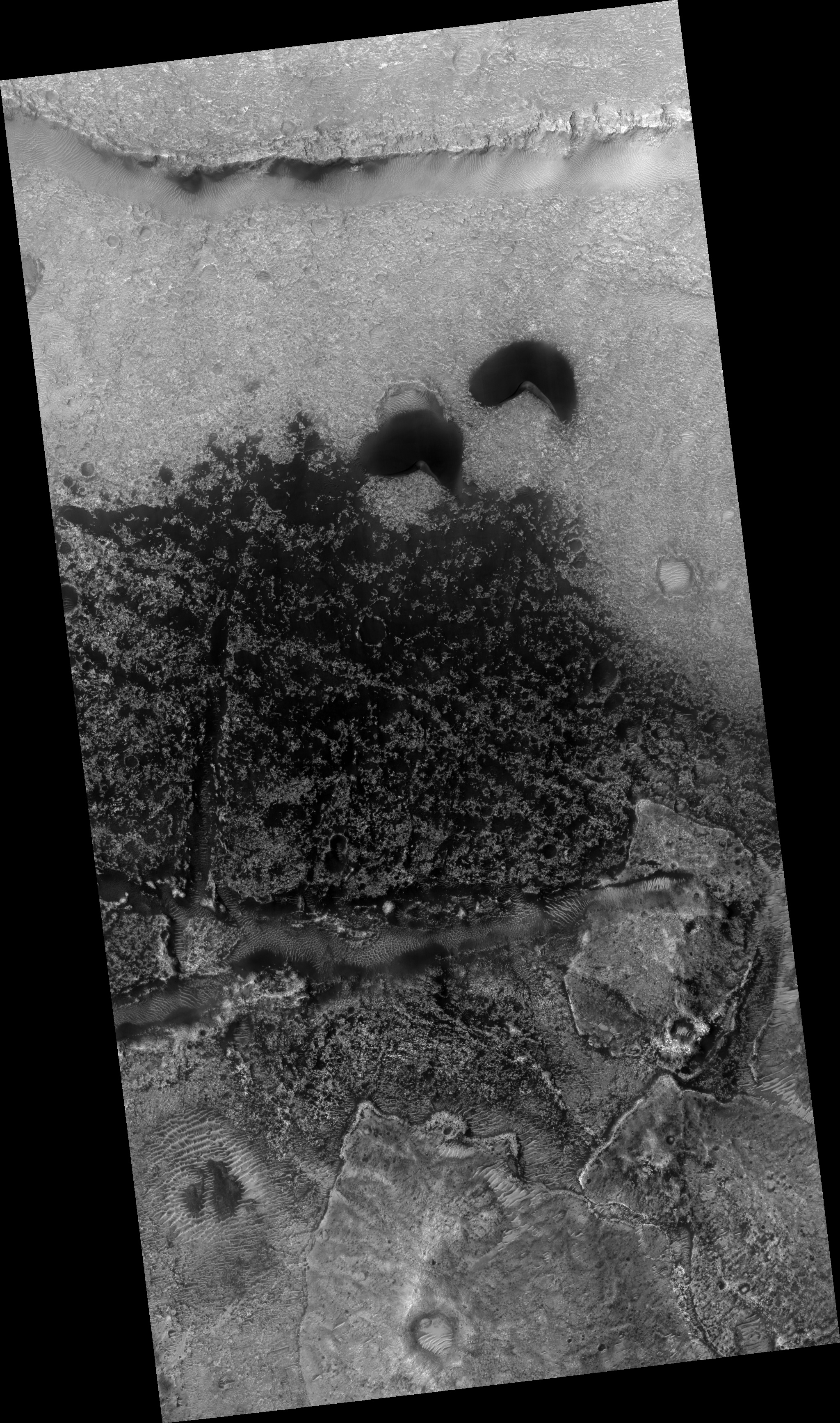 Hirise Enigmatic Mound On The Crater Floor On Margaritifer Terra Esp