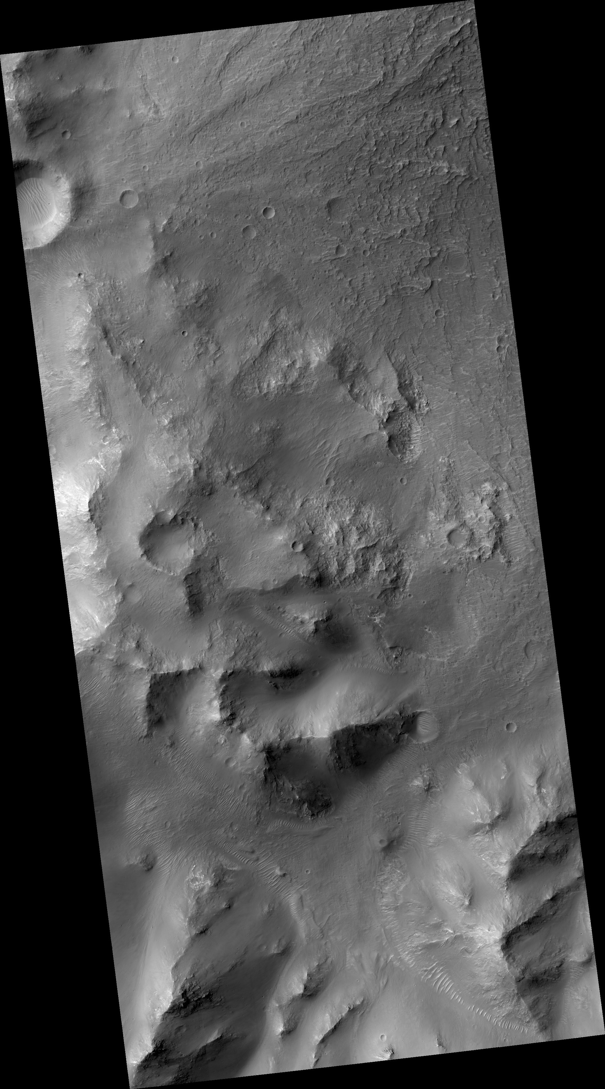 HiRISE | Alluvial Fan in Luba Crater (ESP_051299_1615)